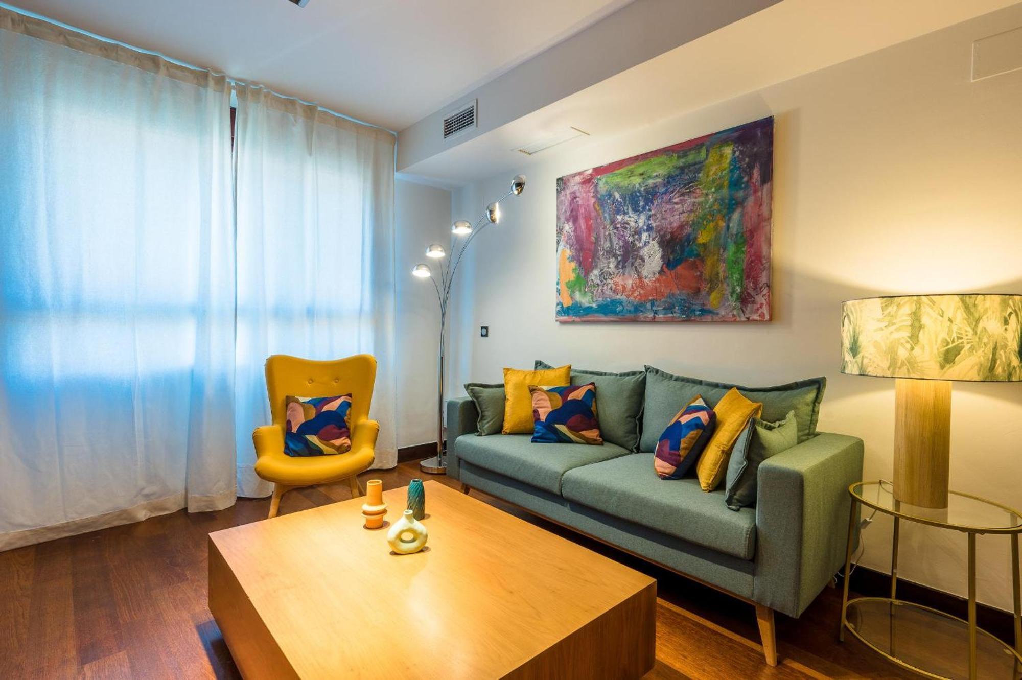 San Bernardo Home Free Parking إشبيلية المظهر الخارجي الصورة